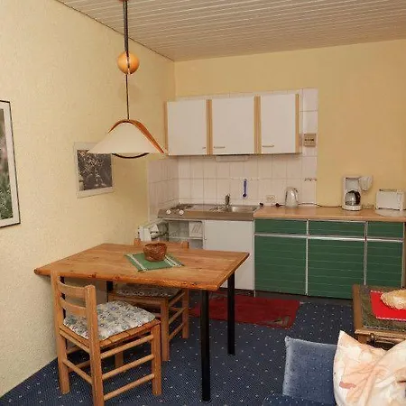 Berghof-arnika-ferienwohnung-6 *